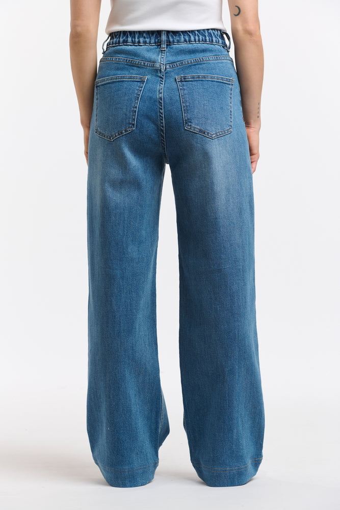ATTICA JEAN