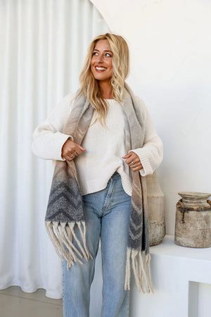 CHEVRON SCARF - GREYS