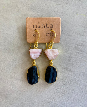 
            
                Load image into Gallery viewer, RAW STONE PINK &amp;amp; BLACK DROP EARRING
            
        