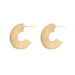 FLAT C GOLD HOOP EARRING