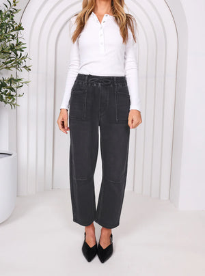 LEO BARREL JEANS - BLACK