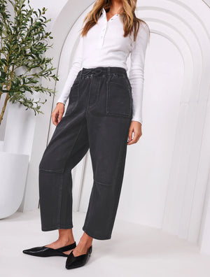 LEO BARREL JEANS - BLACK