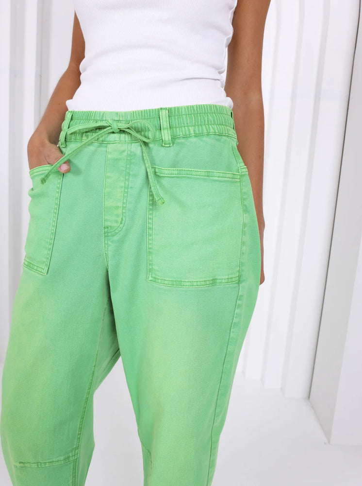 LEO BARREL JEANS - GREEN