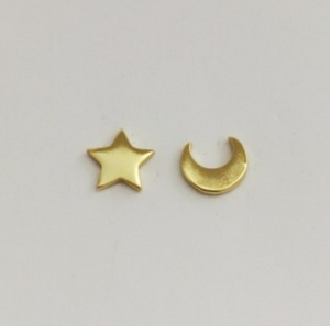 MOON & STAR -GOLD EARRING