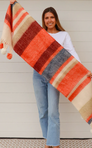 POM POM SCARF - ORANGE