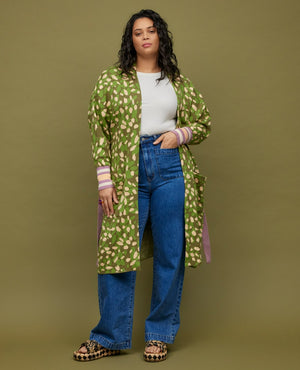 
            
                Load image into Gallery viewer, HERMOSA JACQUARD ROBE
            
        