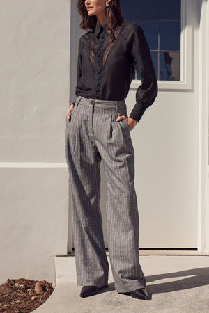 PURVY TOP - BLACK