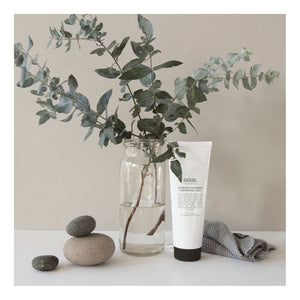 
            
                Load image into Gallery viewer, EUCALYPTUS &amp;amp; ROSEMARY PURIFYING BODY SCRUB
            
        