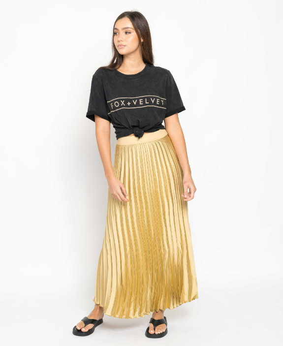 
            
                Load image into Gallery viewer, CARRE PLEATED SKIRT - GOLD
            
        