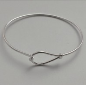 LOVE KNOT SILVER BANGLE