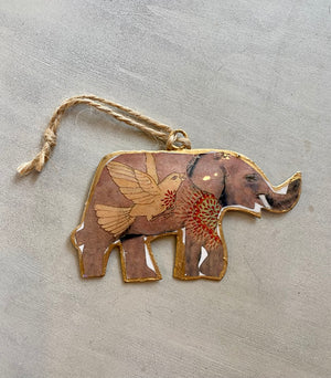 
            
                Load image into Gallery viewer, BROWN ELEPHANT DECORATION
            
        