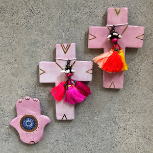 CARLA DINNAGE - MEDIUM CROSS LIGHT PINK