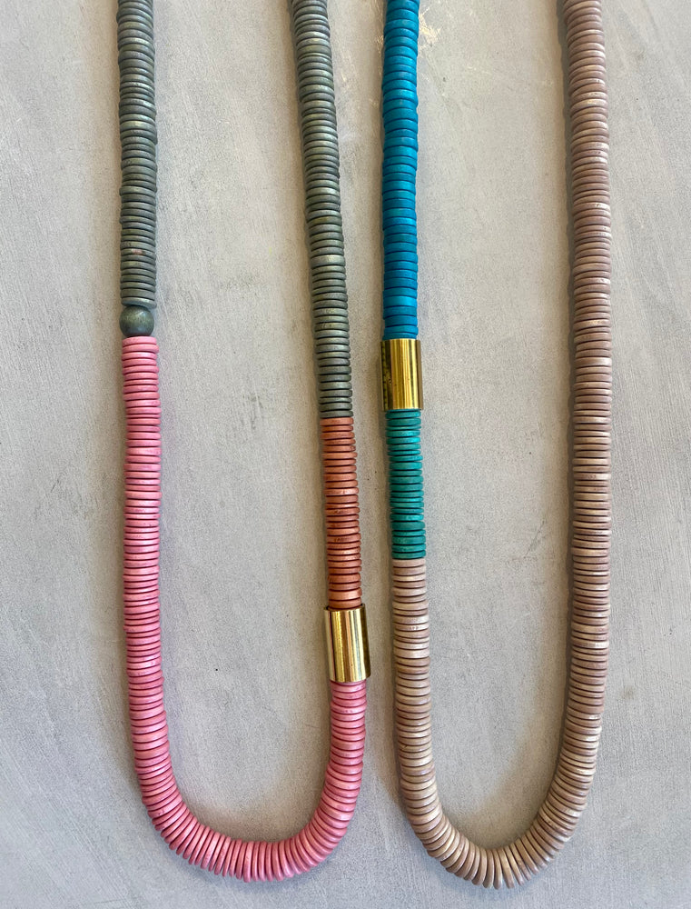 GLORIANA WOOD NECKLACE - TEAL