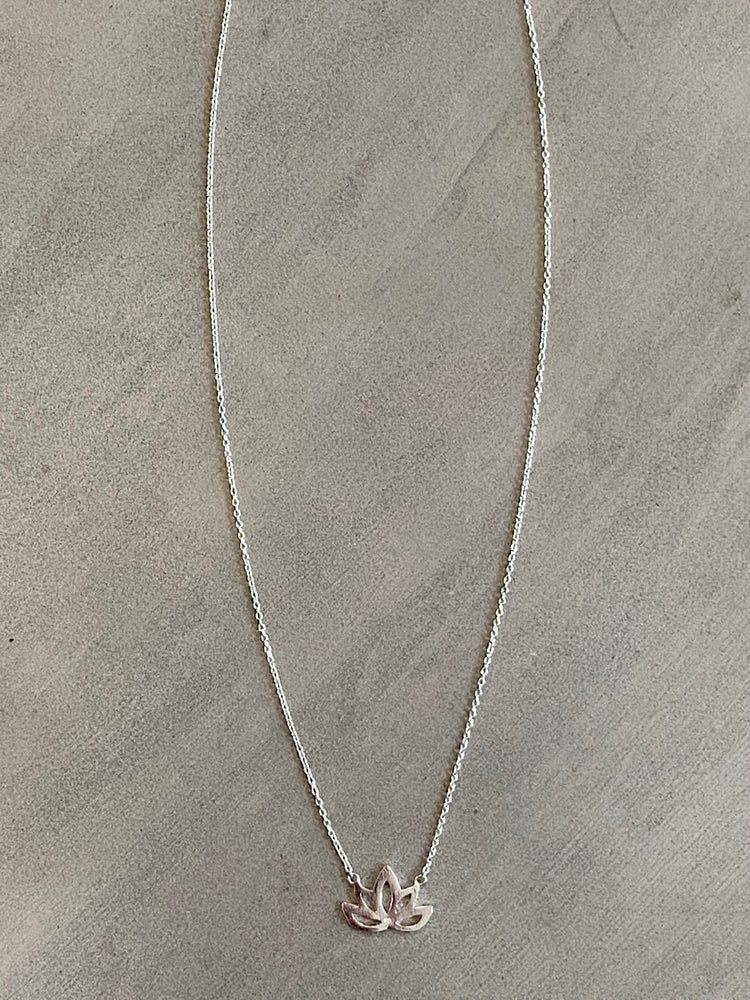 LOTUS NECKLACE