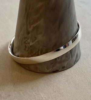 STERLING SILVER OVAL BANGLE - 62MM