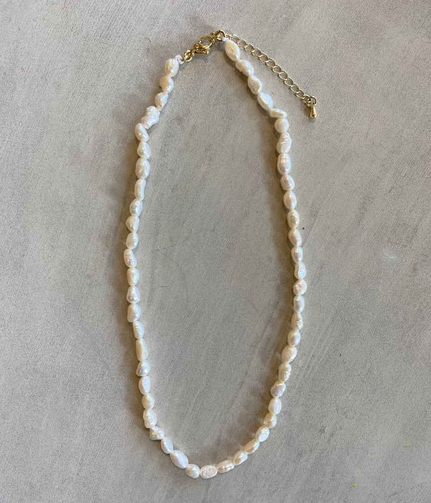 GOLD PEARL NECKLACE