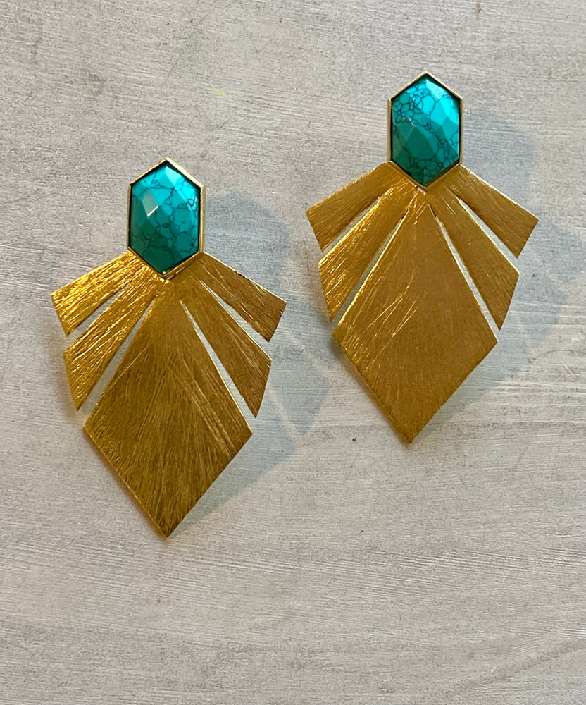 WONDER WOMAN TURQUOISE EARRINGS